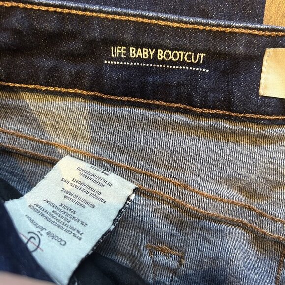 CJ by Cookie Johnson Life Baby Bootcut Dark Wash Jeans Size 28 - Picture 8 of 9